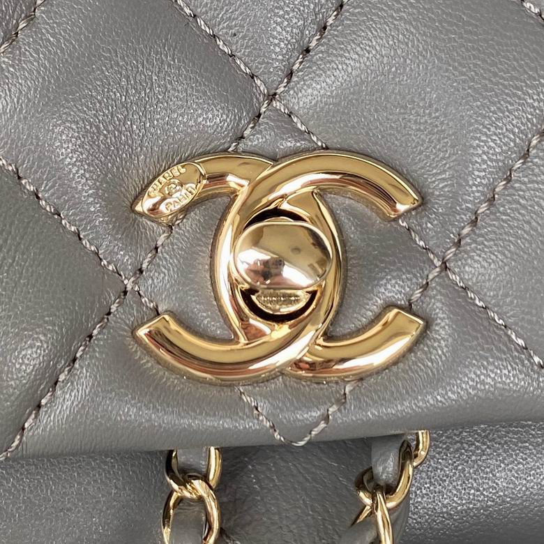 Chanel Bag backpackAS290804 18×18×12cm