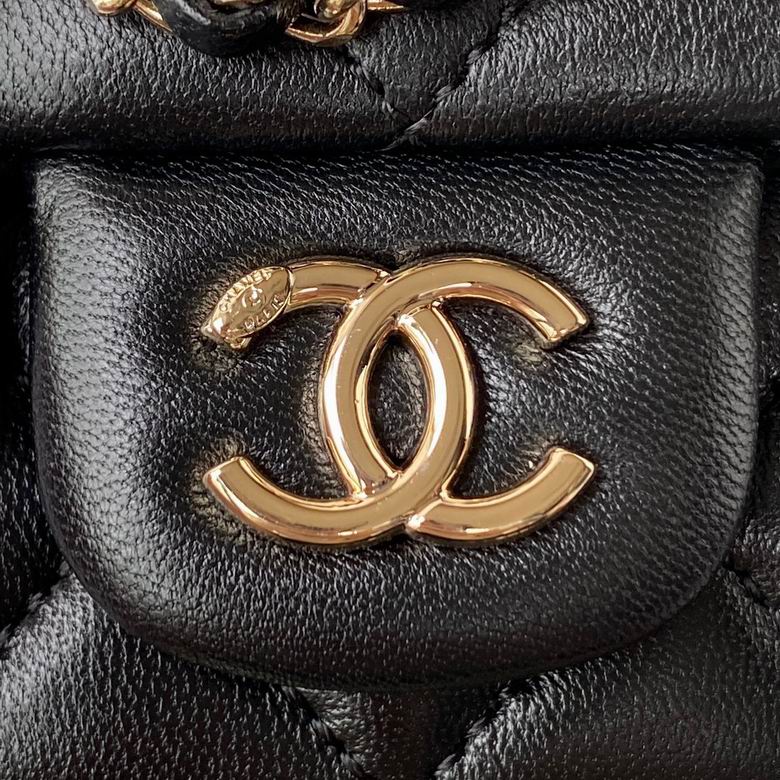 Chanel Bag backpackAS290806 18×18×12cm