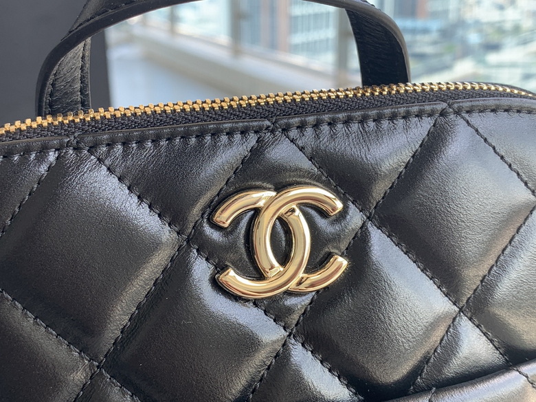 Chanel Bag backpackAS333203 21X23X8cm