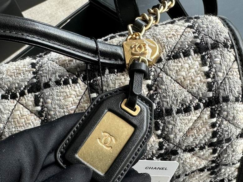 Chanel Bag backpackAS366211 31.5X31X9cm