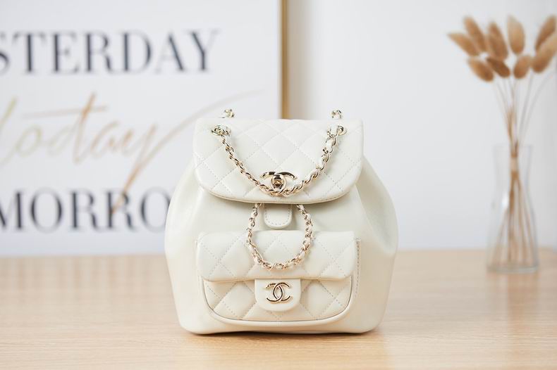 Chanel Bag backpack290805 18X18X12cm