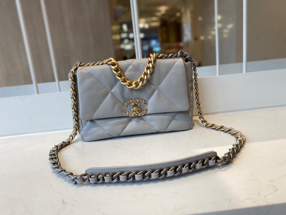 Chanel Bag Chanel 19AS1161 30 cm AS1160 26 cm al