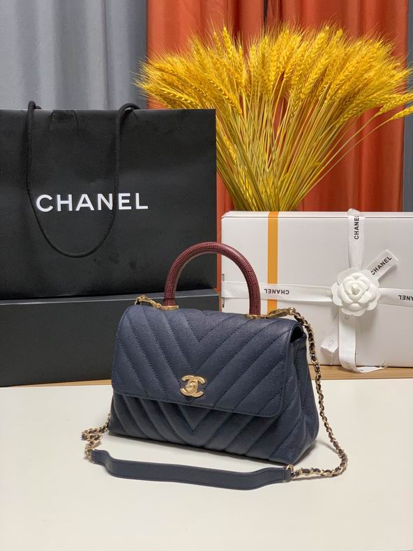 Chanel Bag Coco Handle 628180 28cm al