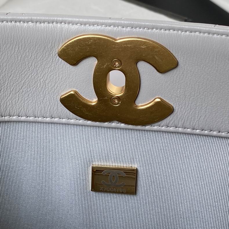 Chanel Bag Gabrielle AS2977 24x29x6 cm al