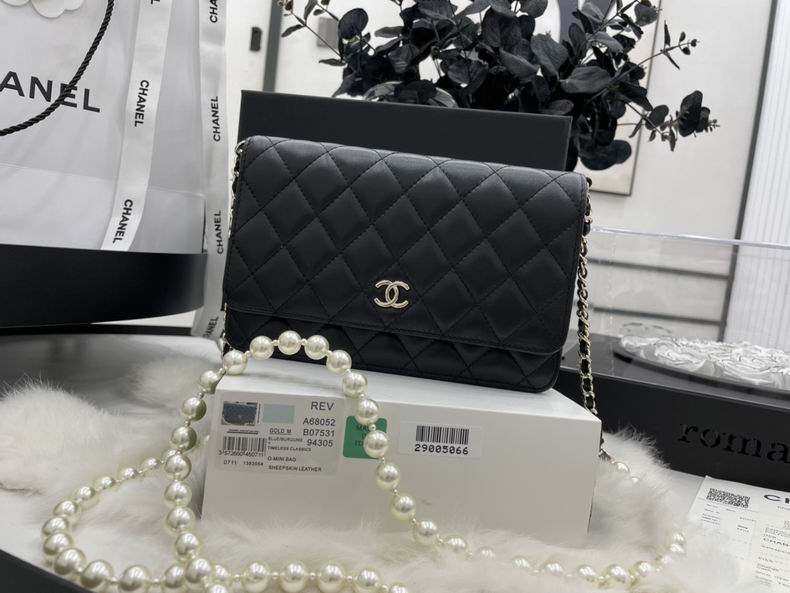 Chanel Bag Wallets on Chain A68052 12.5x19.2x3.5 cm al