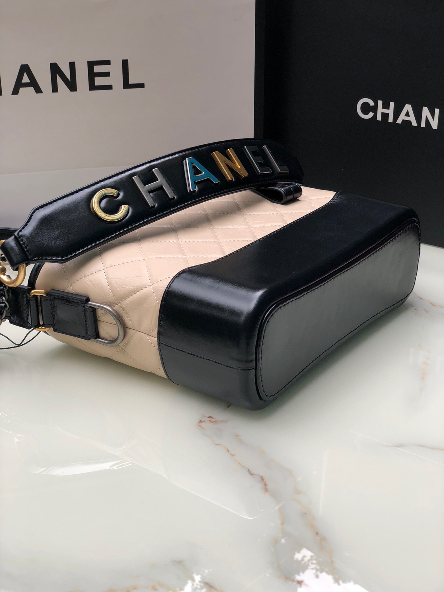 Chanel Bag Gabrielle AS1582 25 cm al