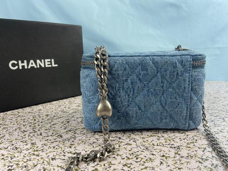 Chanel Bag Beauty s738-101 18cm