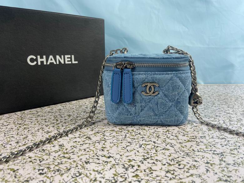 Chanel Bag Beauty s738-102 18cm