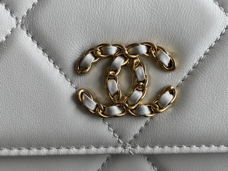 Chanel Bag Chanel 19AP0957 19x12x5cm AL