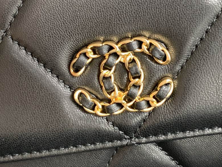 Chanel Bag Chanel 19AP0957 19x12x5cm AL