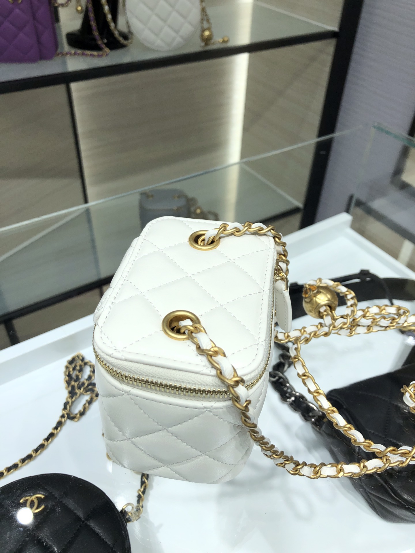 Chanel Bag Beauty s81136 0284303 10.5x8.5x7cm