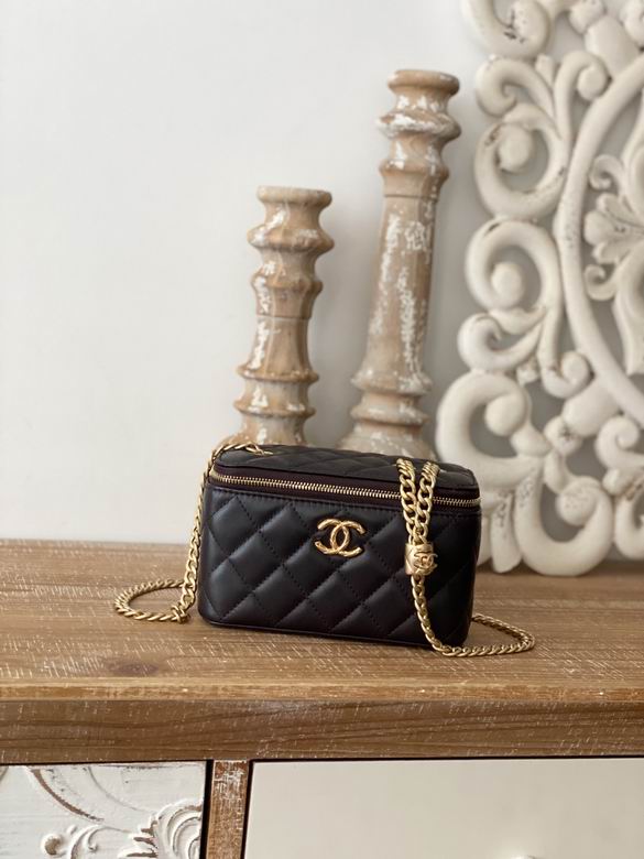 Chanel Bag Beauty s8122201 16.5cm