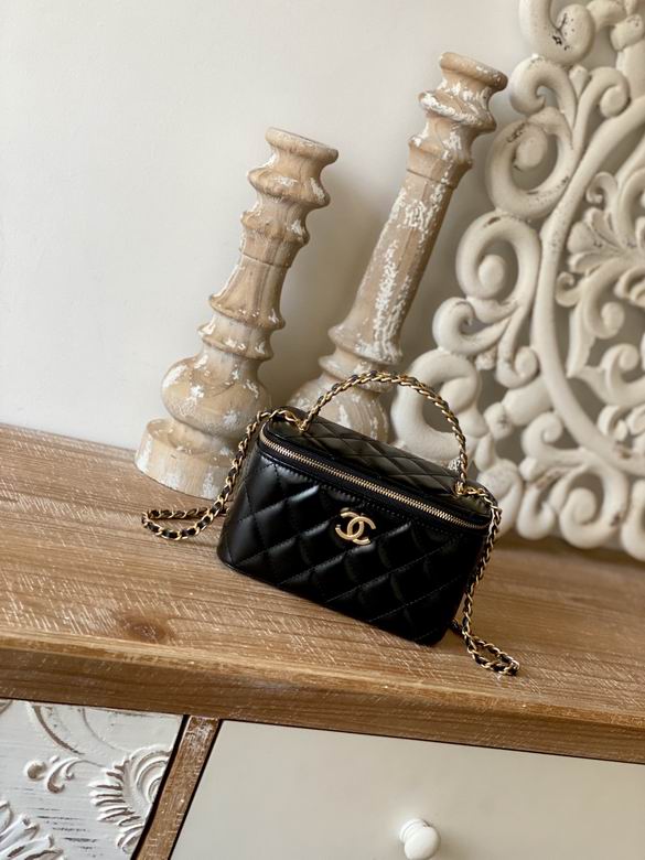 Chanel Bag Beauty s81252 16X9.5X8cm