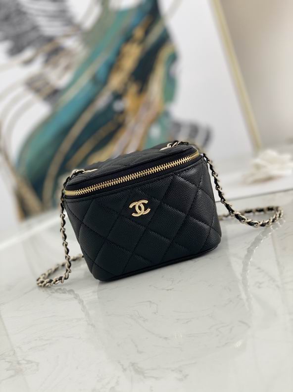 Chanel Bag Beauty s81340 11x8.5x7cm