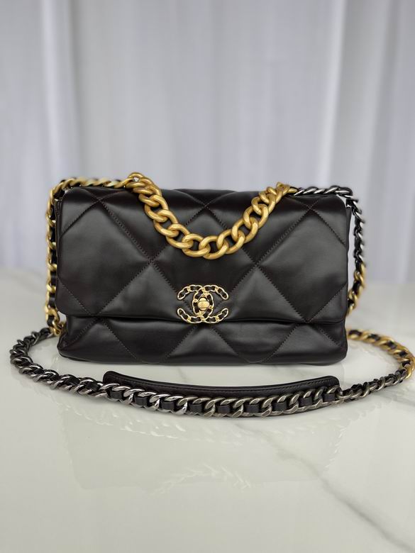 Chanel Bag Chanel 19879637 30cm AL