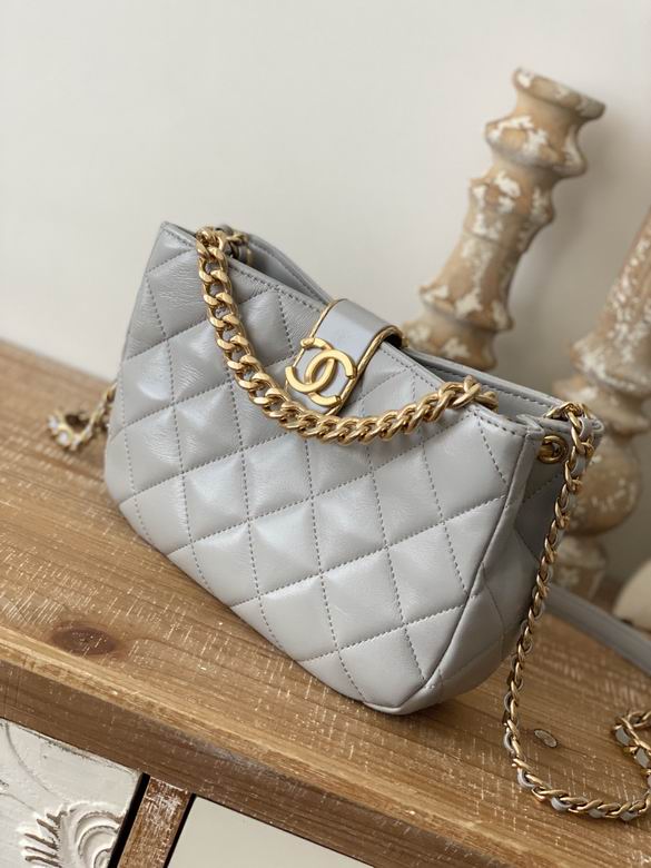 Chanel Bag Gabrielle 880829 17x23x7cm AL