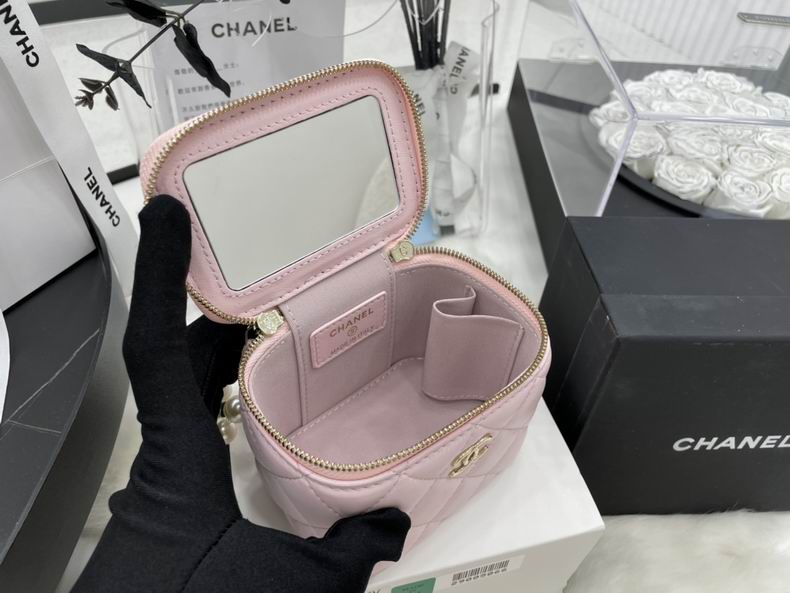 Chanel Bag Beauty sA6805403 8.5x11x7cm