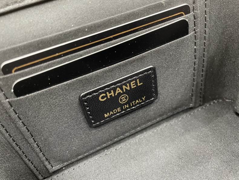 Chanel Bag Beauty sA6806201 17x9.5x8cm