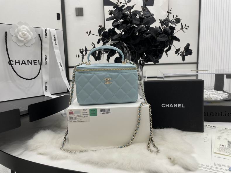 Chanel Bag Beauty sA6806202 17x9.5x8cm