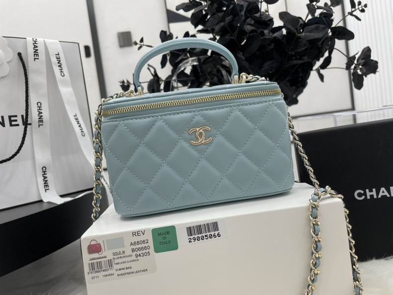 Chanel Bag Beauty sA6806202 17x9.5x8cm