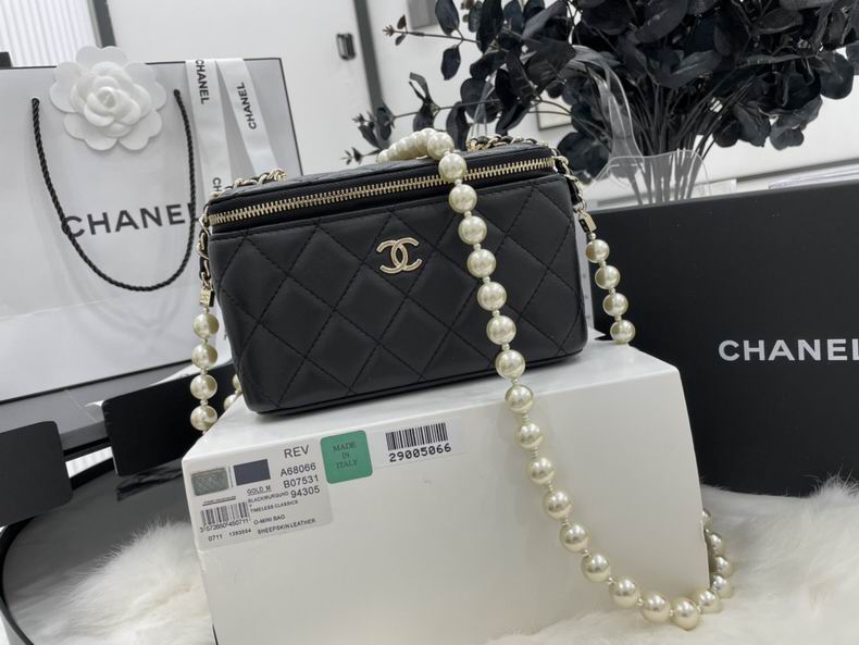 Chanel Bag Beauty sA68066 9.5x17x8