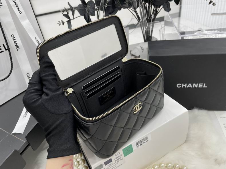 Chanel Bag Beauty sA68066 9.5x17x8