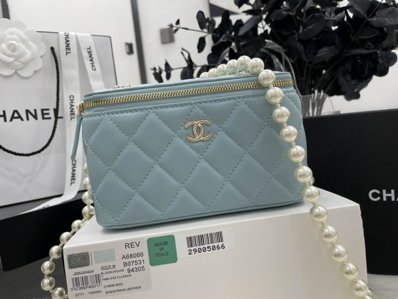 Chanel Bag Beauty sA68066 9.5x17x8