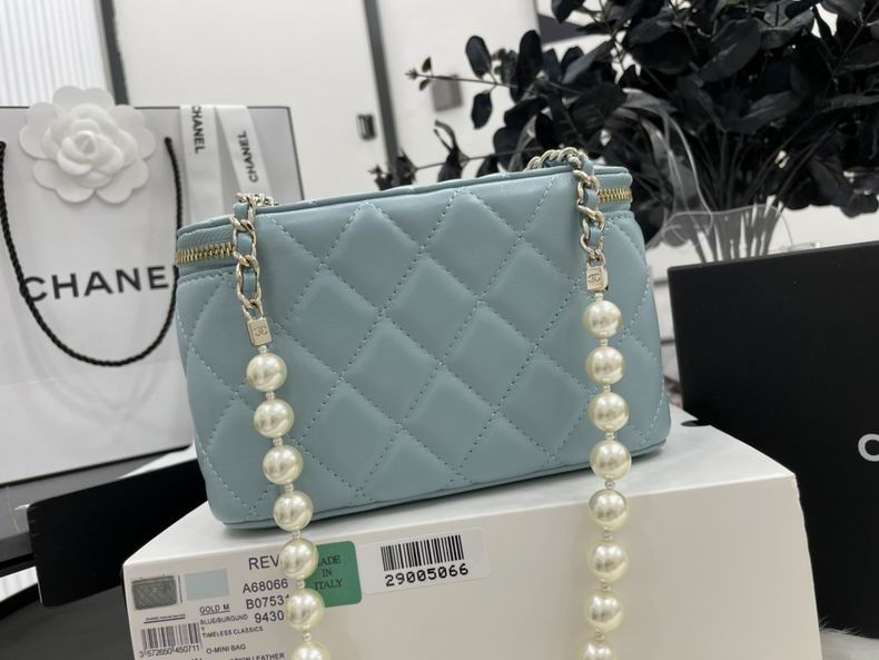 Chanel Bag Beauty sA68066 9.5x17x8