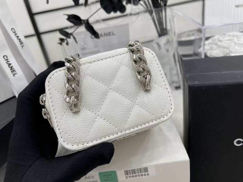 Chanel Bag Beauty sA6806802 11X8.5X7cm