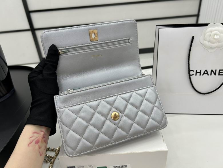 Chanel Bag KellyA6813402 19X12X3.5cm