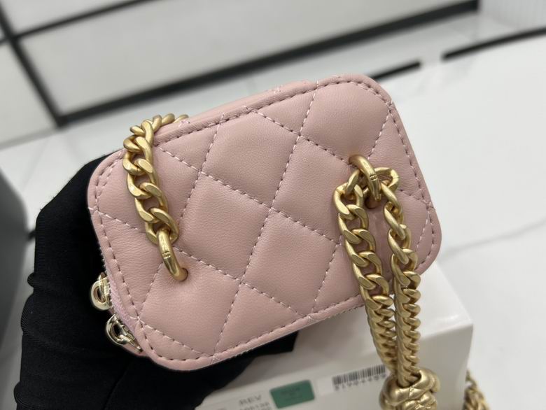 Chanel Bag Beauty sA6813901 10X8.5cm