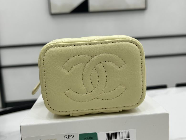 Chanel Bag Beauty sA6813902 10X8.5cm