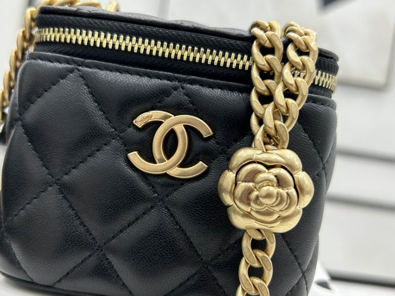 Chanel Bag Beauty sA6813904 10X8.5cm