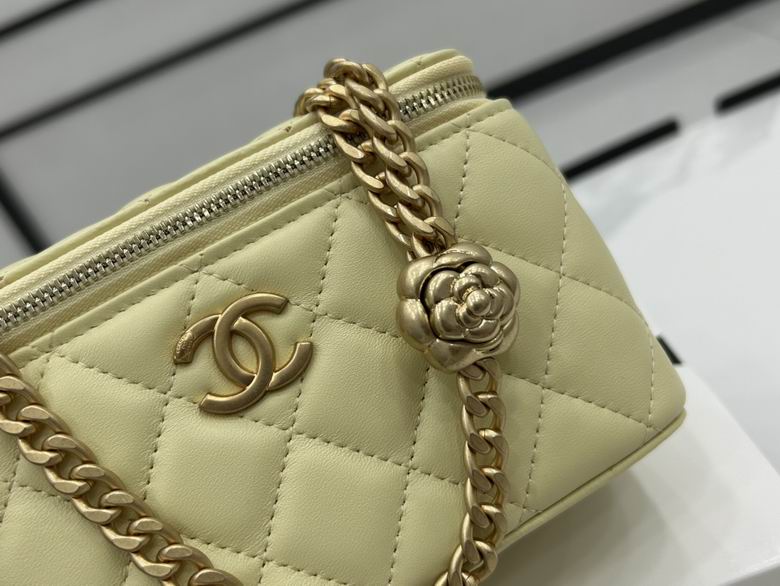 Chanel Bag Beauty sA6814002 17cm