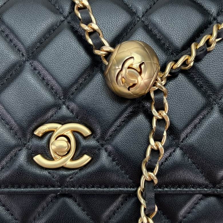 Chanel Bag Chain AP145003 19.5X12.5X3.5cm