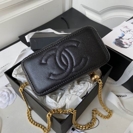 Chanel Bag Beauty sAP320403 17X9.5X8cm