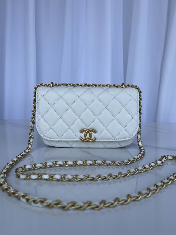 Chanel Bag AS337302 18X11X5cm