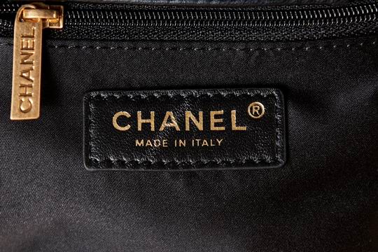 Chanel Bag AS3793 17X16X7cm BL