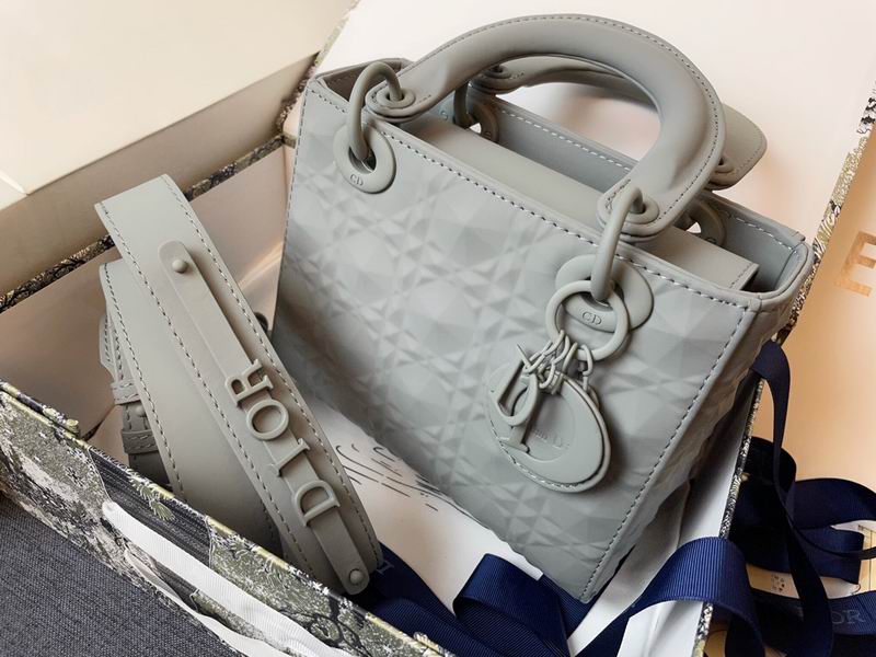 Dior Bag M0538_5 20X16.5X8cm CN