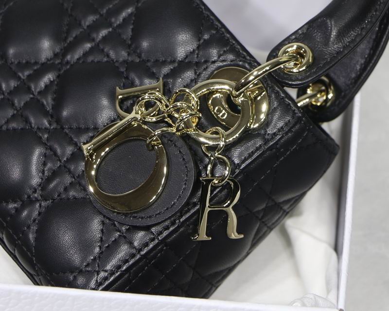 Dior Bag  M6007 12x10x5cm yz.