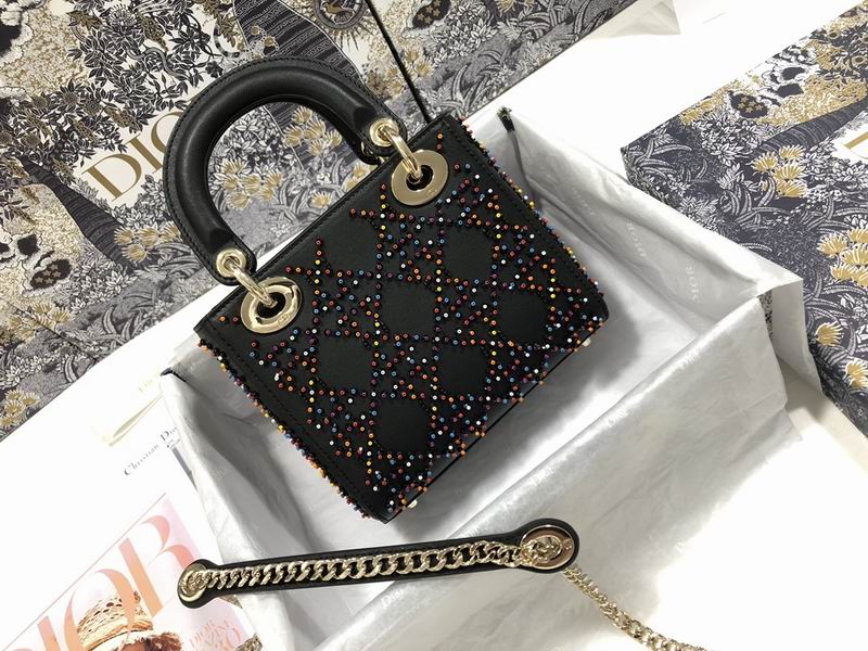 Dior Bag  M0505 17x15x7cm yz.