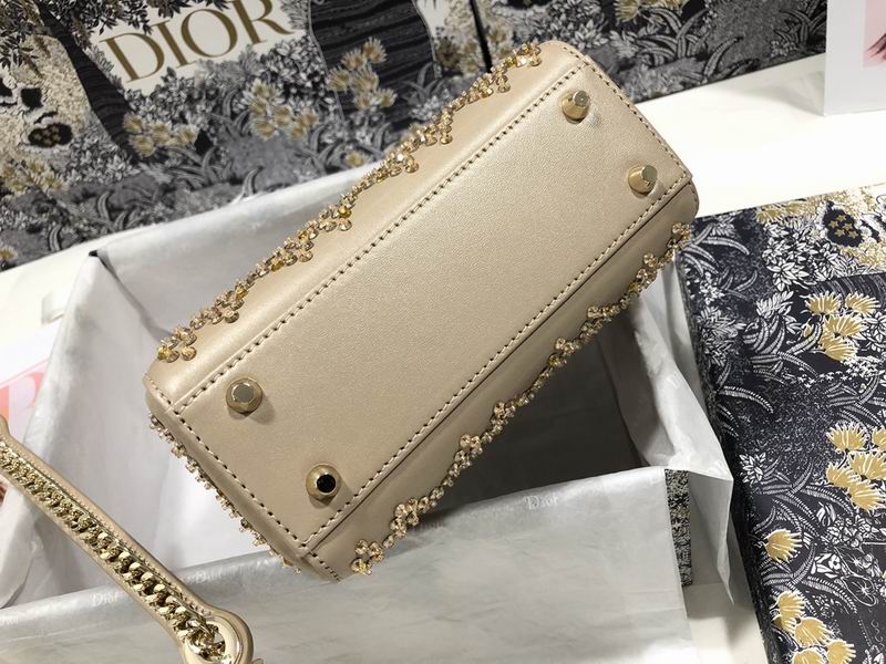 Dior Bag M0505 17x15x7cm yz1.