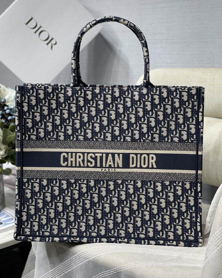 Dior Book Tote Dior M1286 L41.5x38x18cm yz..