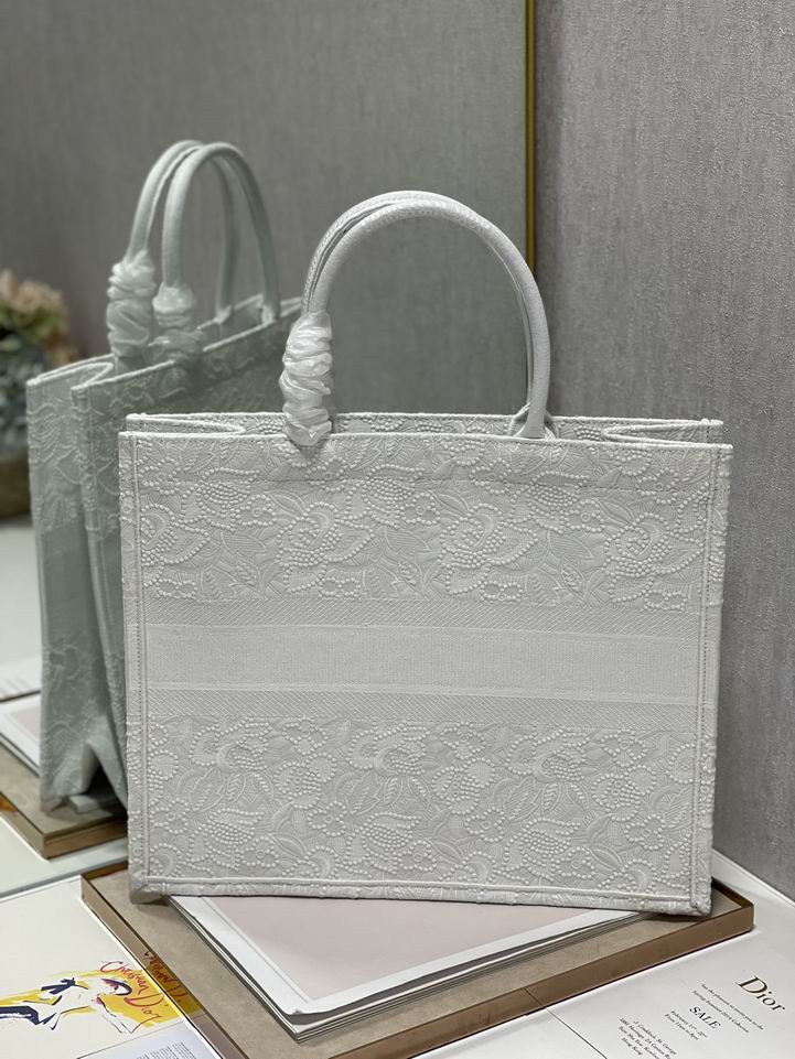 Dior book tote 41x32cm yz1