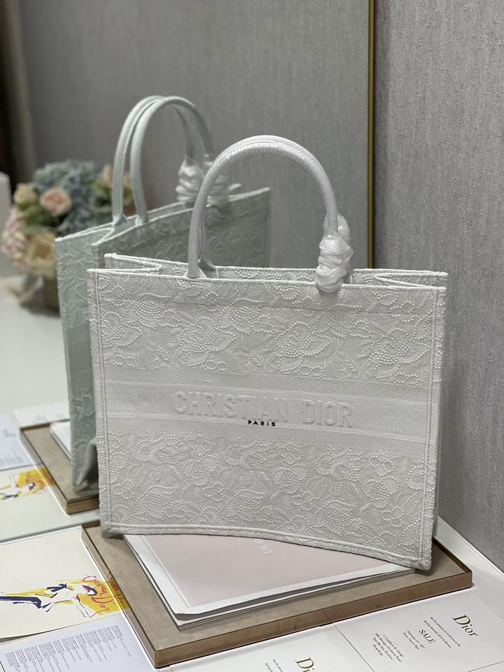 Dior book tote 41x32cm yz1