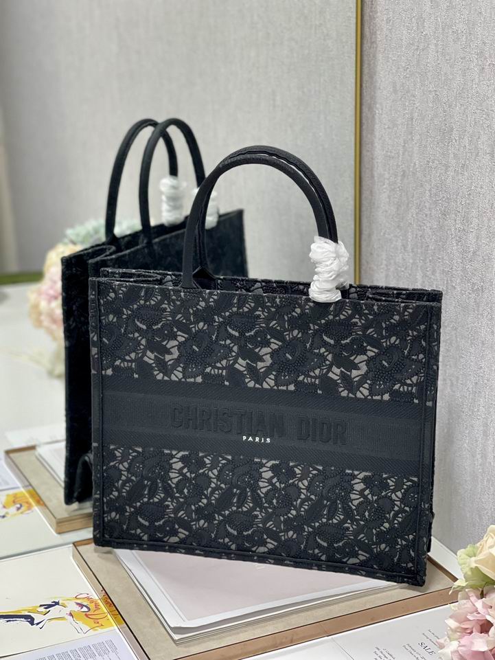 Dior book tote 41x32cm yz1