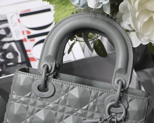 Dior Bag Lady M6004 20x16.5x8cm wz