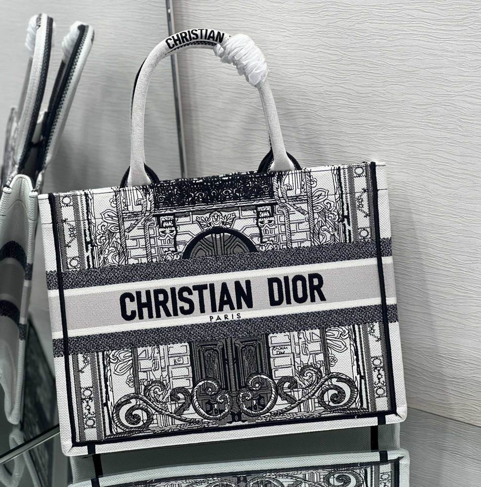 Dior Book Tote 1286 36.5x28x16cm wo