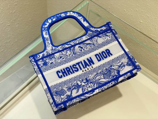 Dior Book Tote 23cm wz