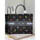 Dior book tote 1286 41x32cm wz